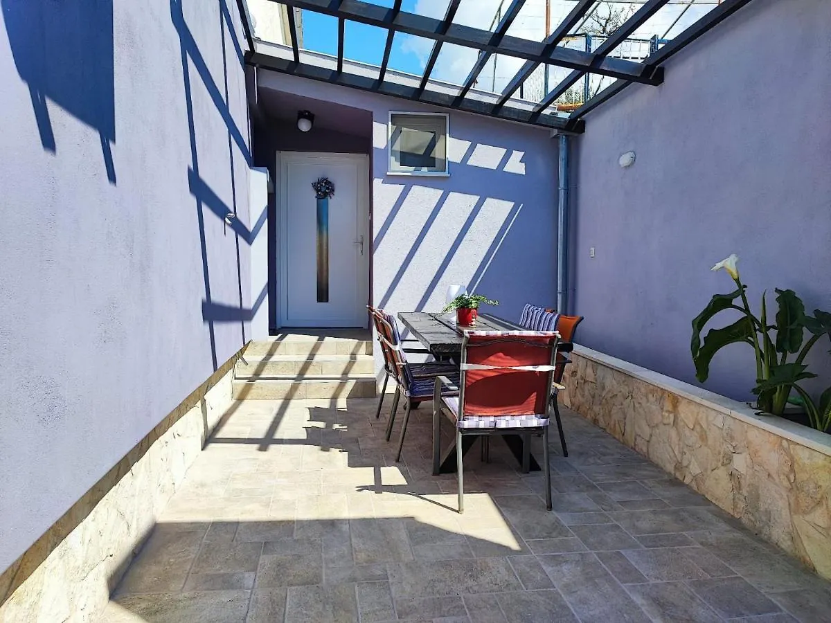 Kimano Apartmans Zadar 0*,  Croatia